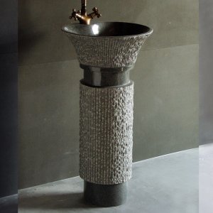 Granite pedestal NSSS047