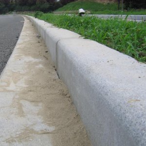 Grey Granite Curb Stone NG001