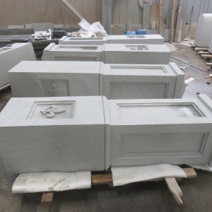 Sandstone column NSC031