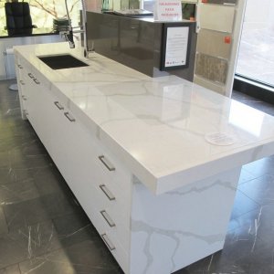 Calacatta White Quartz NQ5006X